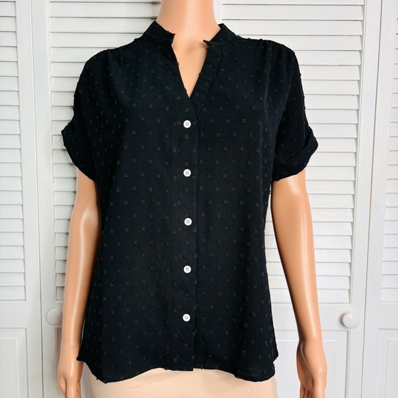 New ORWYY Black V-Neck Button Down Textured Blouse Size Small - Picture 1 of 7